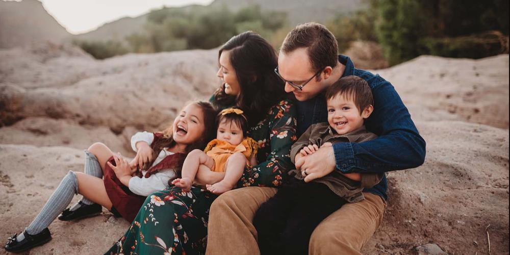 Ways of Wearing Family Outfits in a Coordinated Fashion