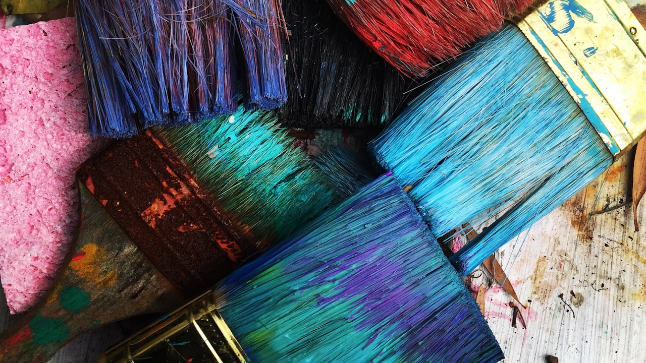 Be Creative and Colorful With Laptop Screen